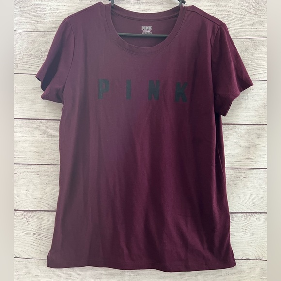 PINK Victoria's Secret Tops - 2/$8🖤 PINK Victoria's Secret Graphic Tee Shirt